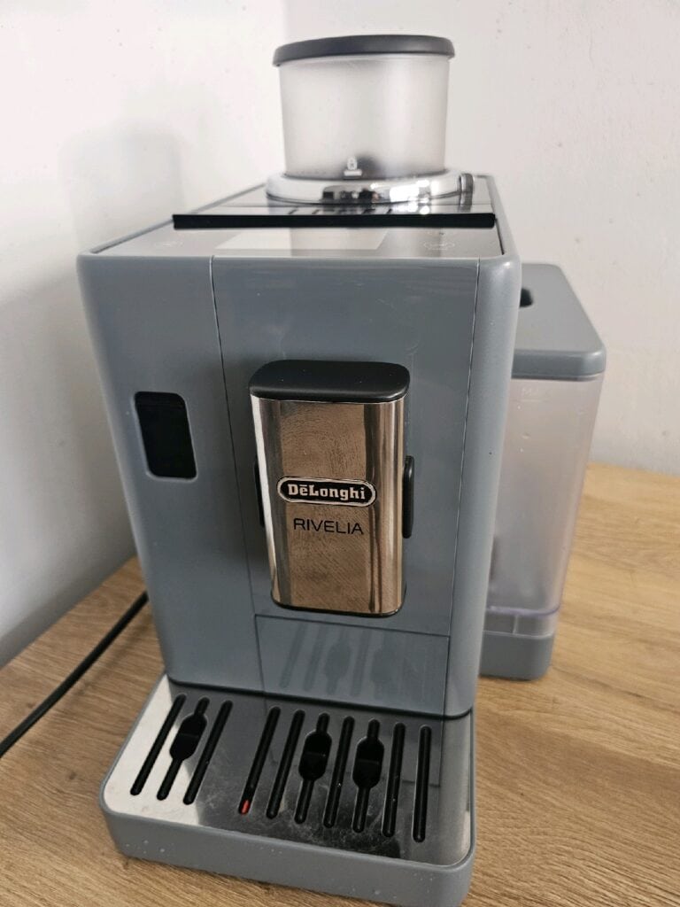 Ekspres DeLonghi Rivelia w serwisie Ekspresso – realizacja z Dąbrowy Górniczej