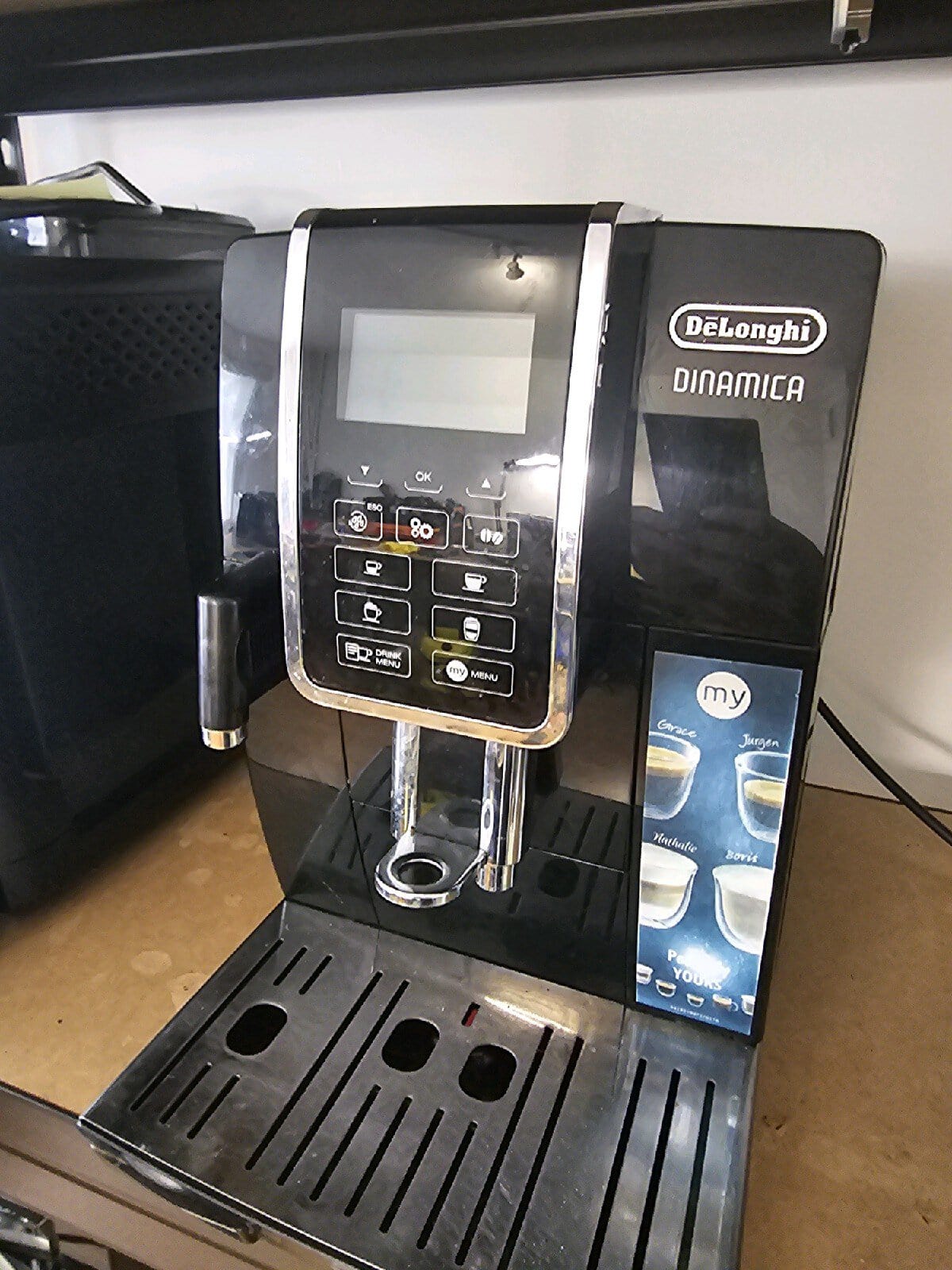 Ekspres DeLonghi Dinamica – Będzin